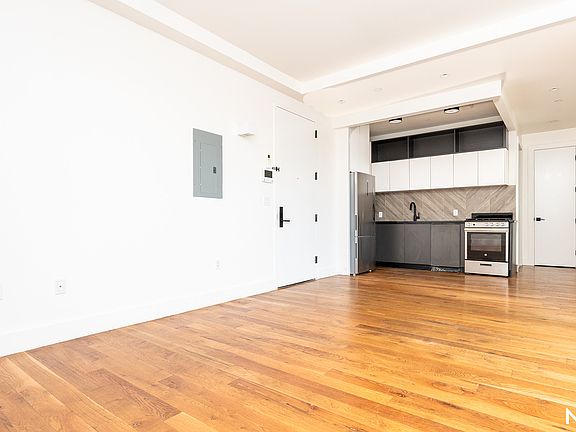 4th image of 492 Lefferts Ave APT 7B