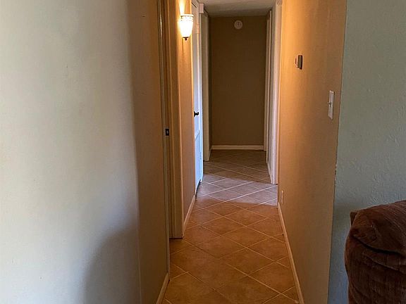 5th image of 232 Olen St