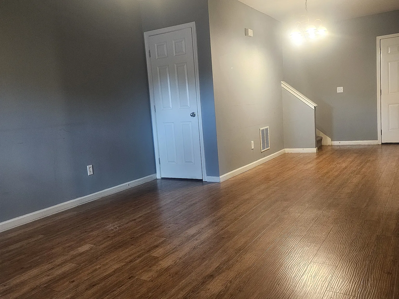 4 bed, 1380 sqft, $1,600 — Photo 4