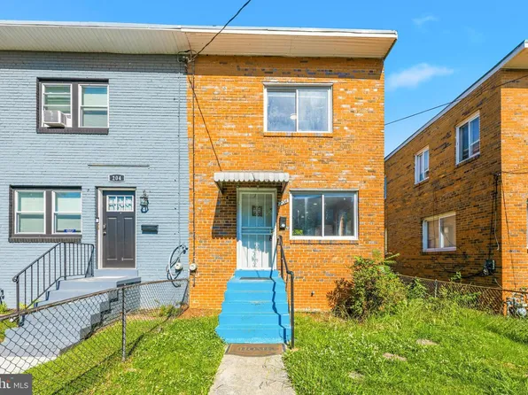 206 53rd St NE, Washington, DC 20019