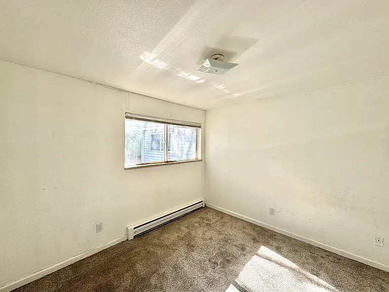 4102 38th Ave S — Photo 11