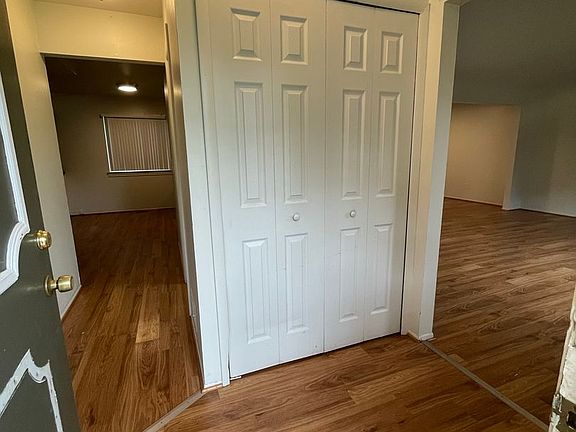 2nd image of 3642 Hillside Dr