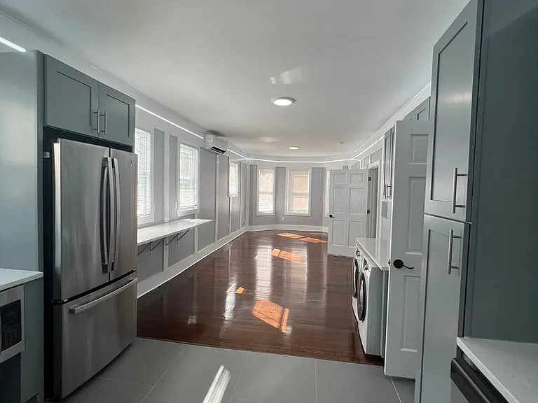 97 Sheffield Ave — Photo 19