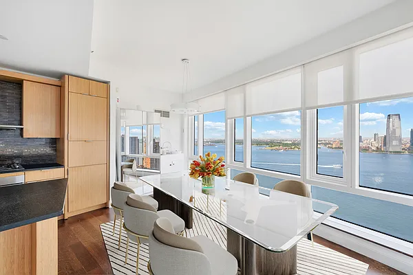 Rented by Corcoran | media 4