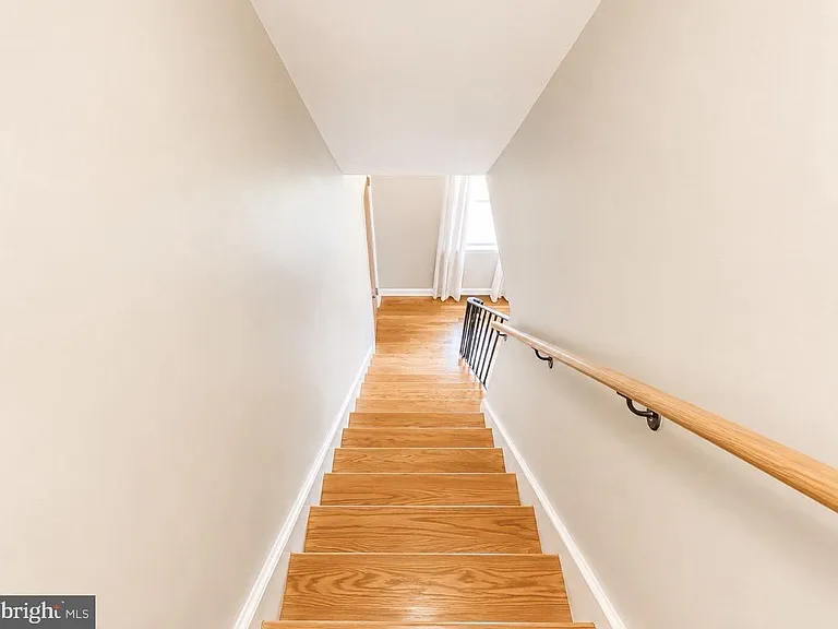 808 Delaware Ave — Photo 10