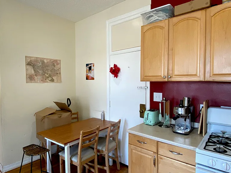 447 Park Dr #3 — Photo 4