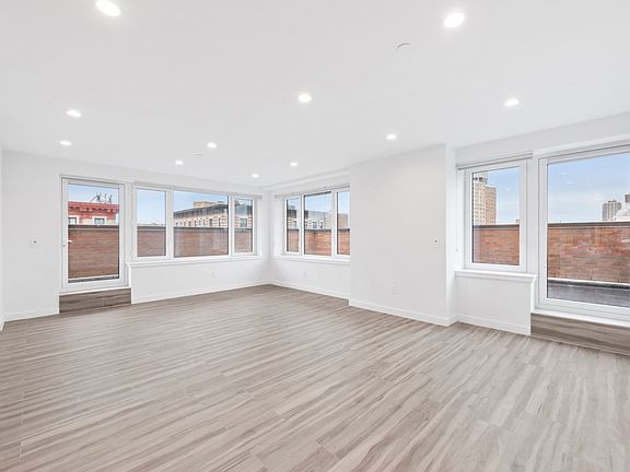 2nd image of 152 W 140th St #7CC