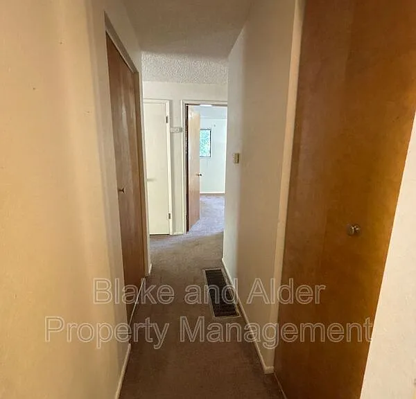 17794 Webster Rd — Photo 11