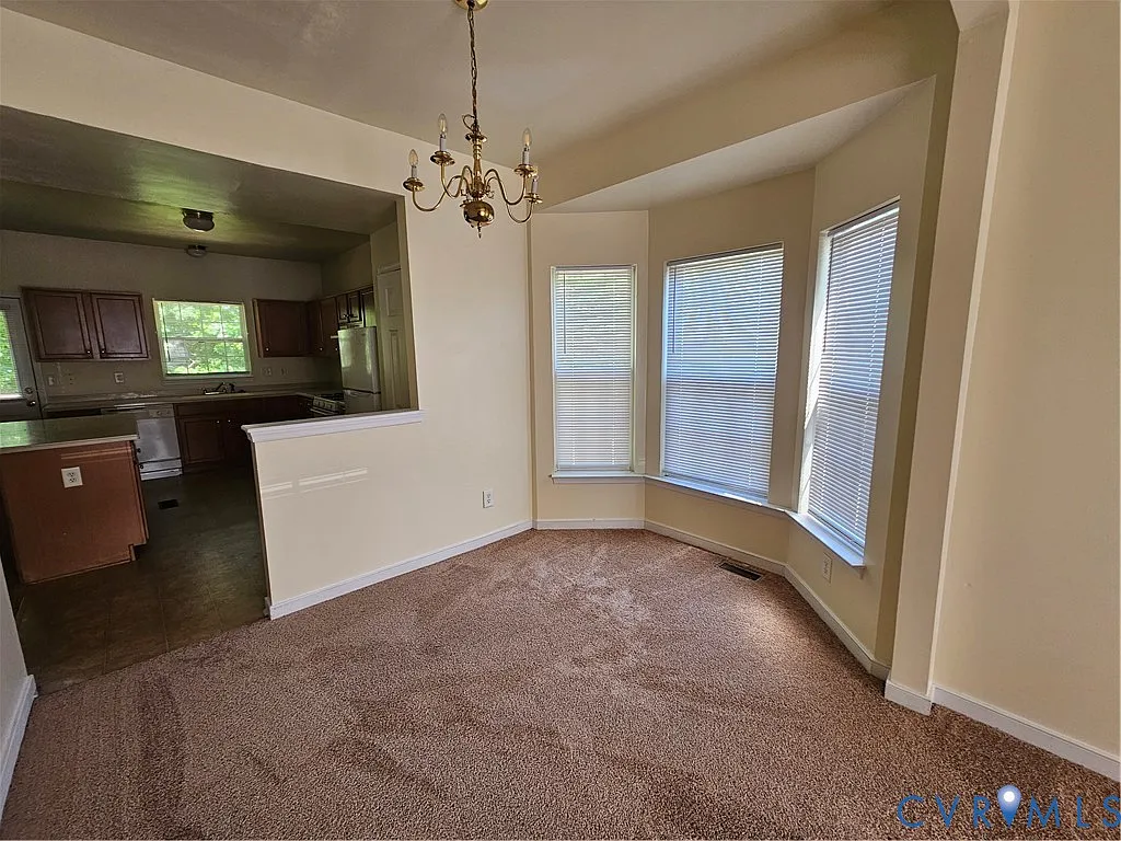 3 bed, 3.5 bath, 2172 sqft, $2,100 — Photo 4