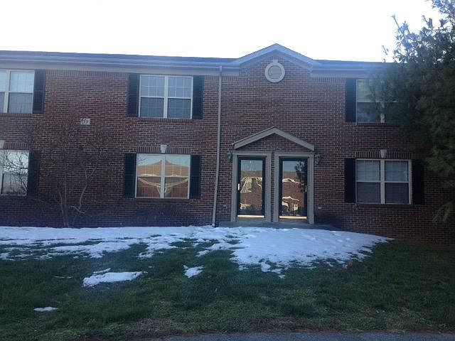1st image of 119 Mallory Ct APT 4