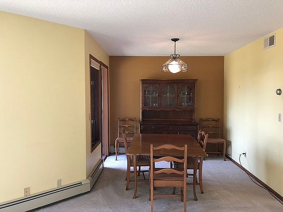 4th image of 601 Shoreacres Dr APT 202