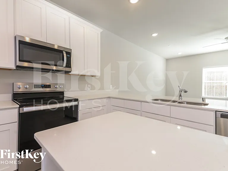 322 Nima Ln — Photo 6