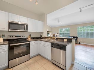 121 SE Hancock St, Stuart, FL 34994