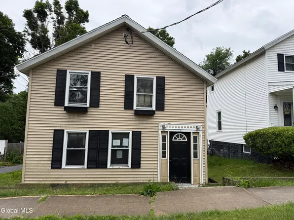 121 South Street, Ballston Spa, NY 12020
