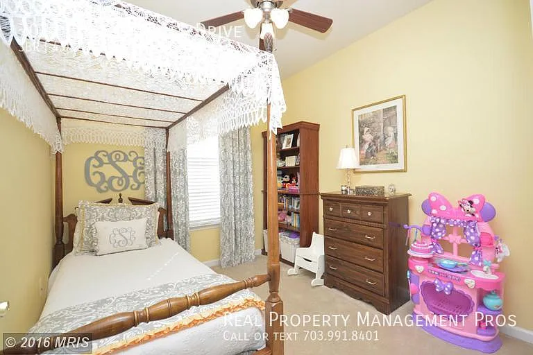 7022 Little Thames Dr — Photo 12