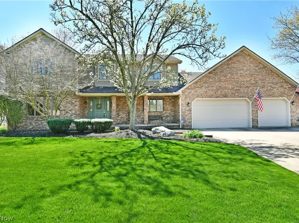 413 Hawthorne Trl, Cortland, OH 44410