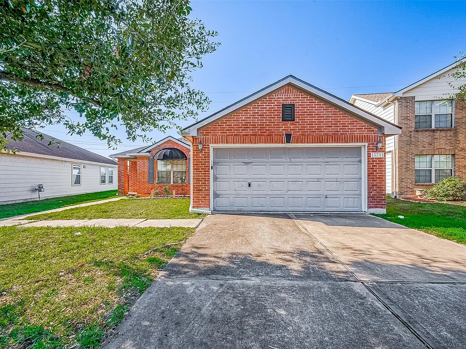 15711 Kings Cypress Ln