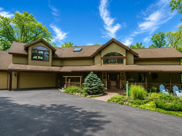 15 Talisman Trce, Galena, IL 61036