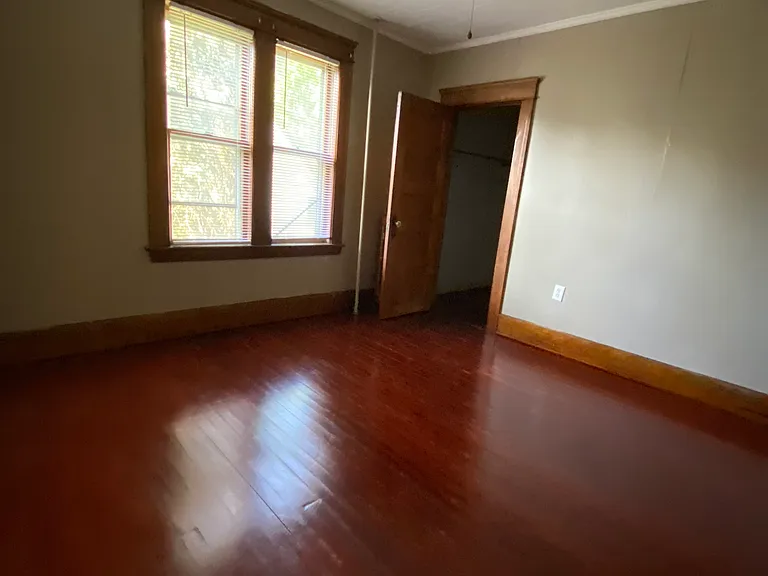 114 Paine St #2 — Photo 6