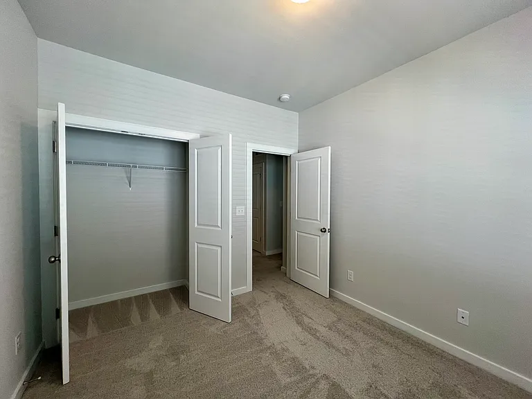 2245 Noble Townes Way — Photo 23