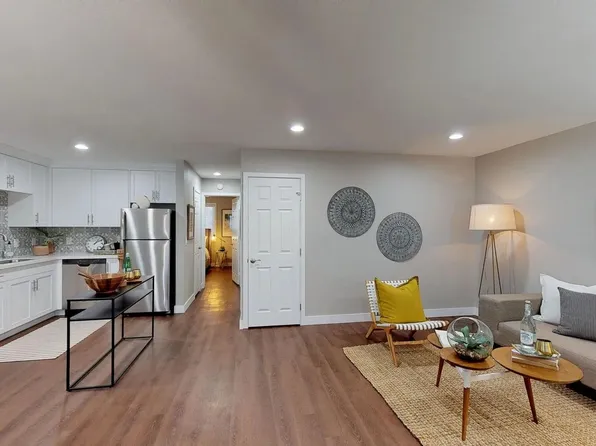 The Kentucky, 1133 Old Stage Rd #4, Fallbrook, CA 92028