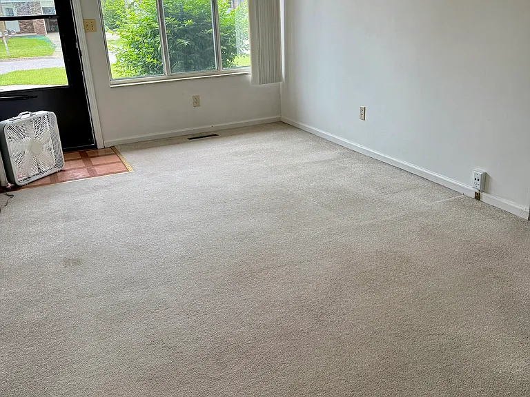 5694 Threasa St — Photo 2