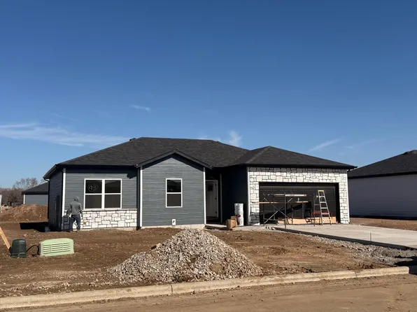 122 Maverick Drive, Mt Vernon, MO 65712