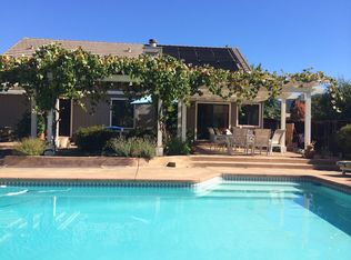 610 Barcelona Dr, Sonoma, CA 95476