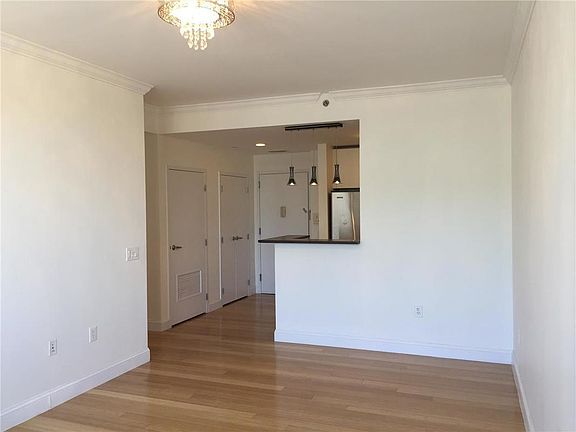 5th image of 40 W 116th St Ph A1117