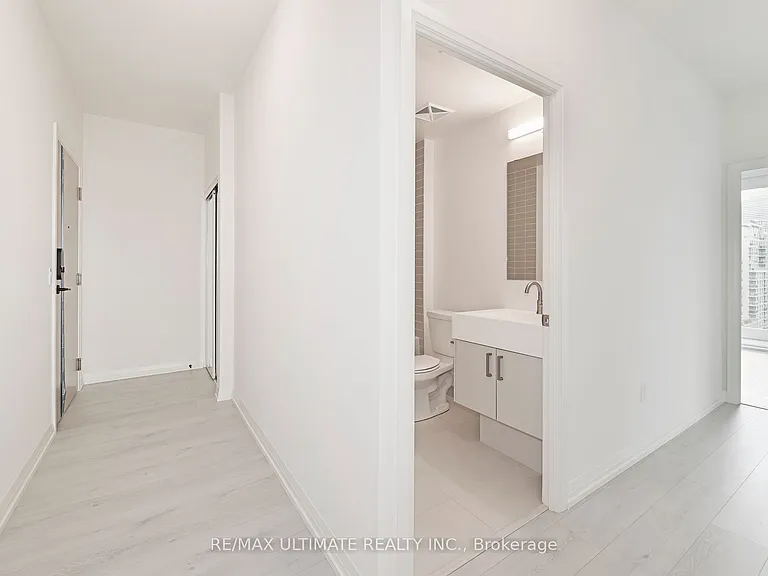 280 Dundas St W #1011 — Photo 19