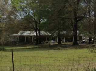 4582 Hinote Rd, Crestview, FL 32539