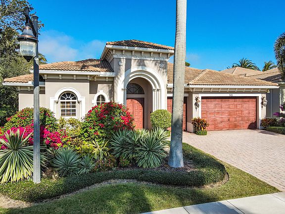 4th image of 501 Les Jardin Dr