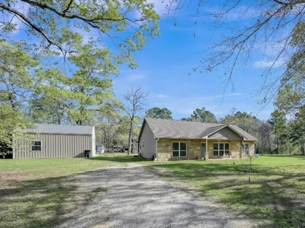 130 Cedar Ct, Magnolia, TX 77355