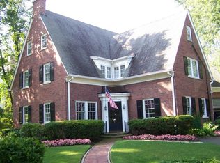 354 Sheridan Rd, Winnetka, IL 60093