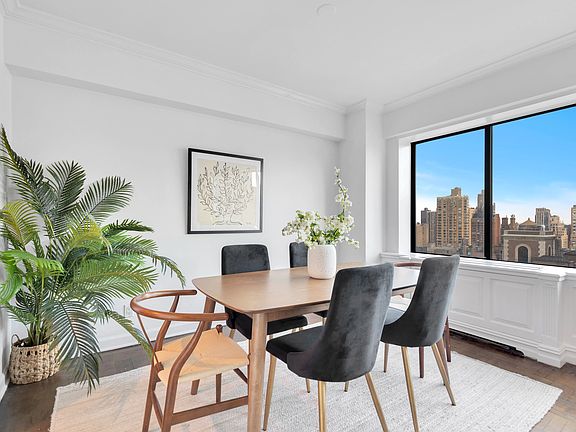 3rd image of 900 Park Ave APT 22A