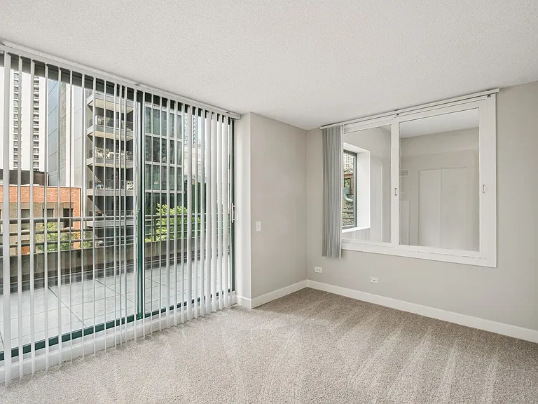 West77 Apartments — Photo 66
