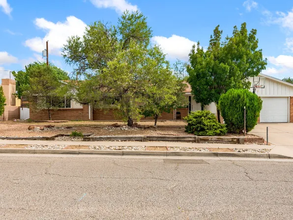 9012 Lagrima De Oro Rd NE, Albuquerque, NM 87111