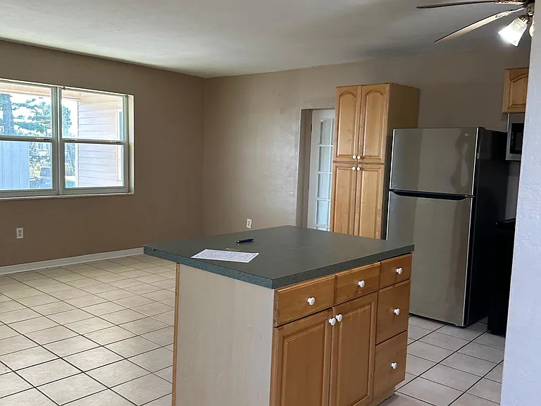 22202 Midway Blvd — Photo 16