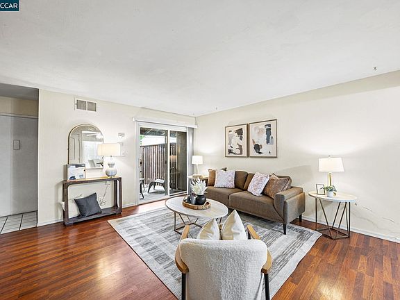 4th image of 2069 Olivera Rd APT E