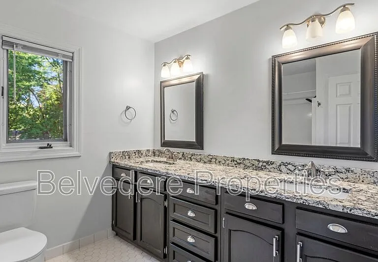 4103 Oak Hollow Dr — Photo 28