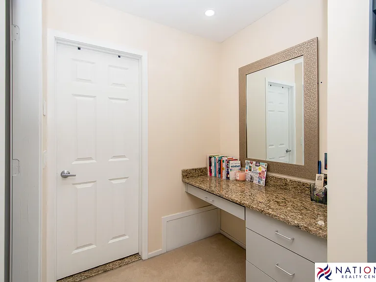 37709 Glengrove Dr — Photo 29