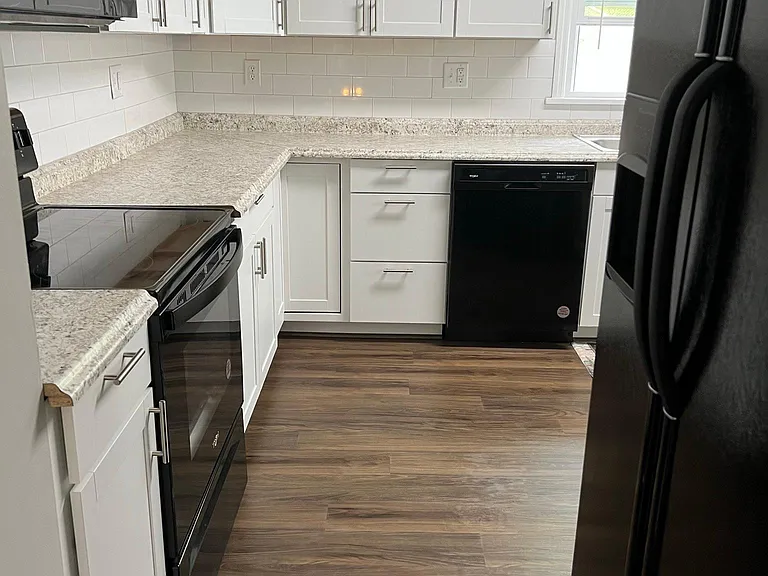 134 Park Blvd — Photo 6