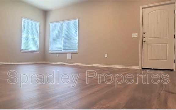 4th image of 1045B Hibiscus Dr