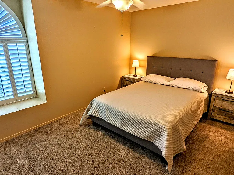 38135 S Rolling Hills Dr — Photo 8