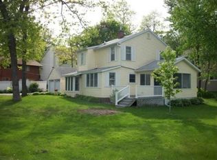 2871 Waubesa Ave, Fitchburg, WI 53711
