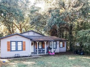 216 Shoreline Dr S, Azle, TX 76020