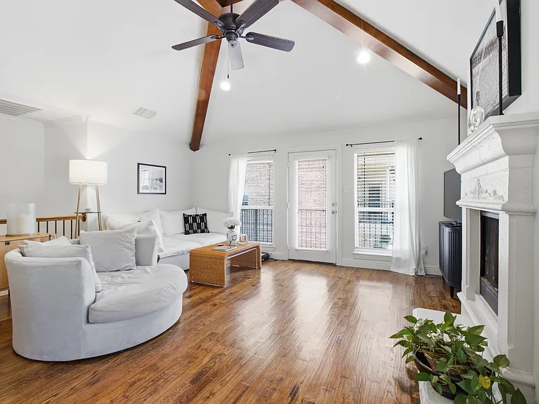6131 Oram St #5 — Photo 4