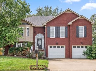 684 Superior Ln, Clarksville, TN 37043
