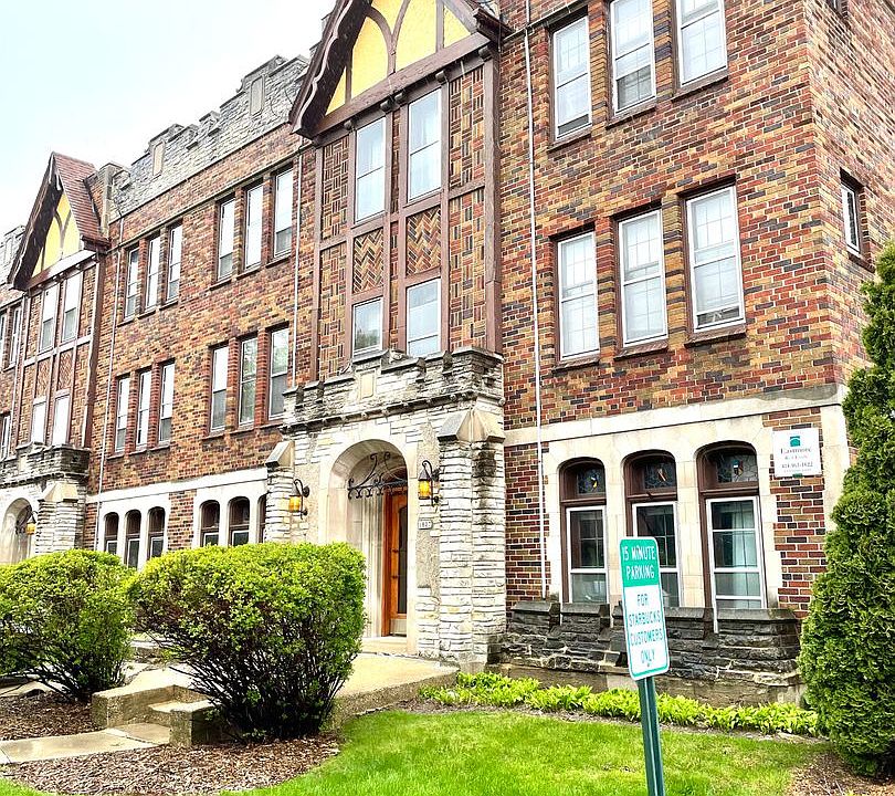 1st image of 1807-1809 E Olive St #103