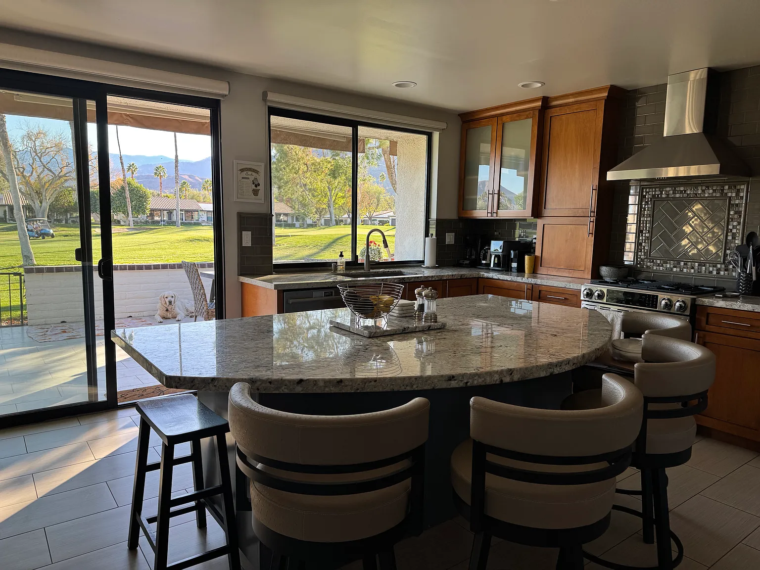 3 bed, 1680 sqft, $6,000 — Photo 4